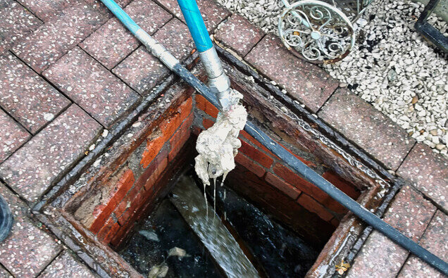 https://plumberkinross.com.au/uploads/2025/06/blocked-drains-598620.jpg