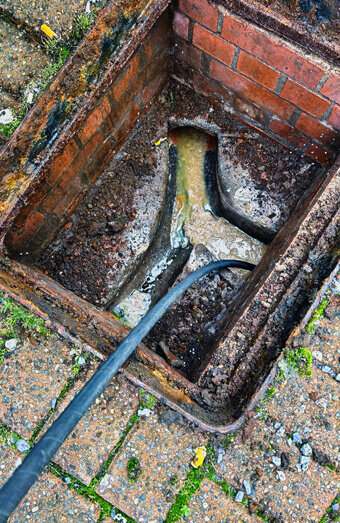 https://plumberkinross.com.au/uploads/2025/06/blocked-drains-644040.jpg