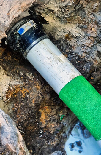 https://plumberkinross.com.au/uploads/2025/06/pipe-relining-70155.jpg